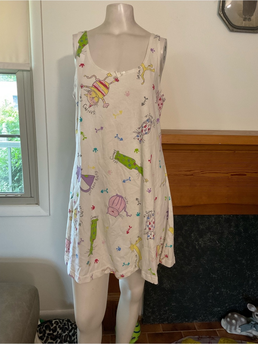 Vintage Canyon Group Cat Night Gown Size large